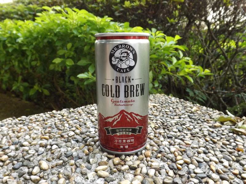 伯朗冷萃黑咖啡圖一