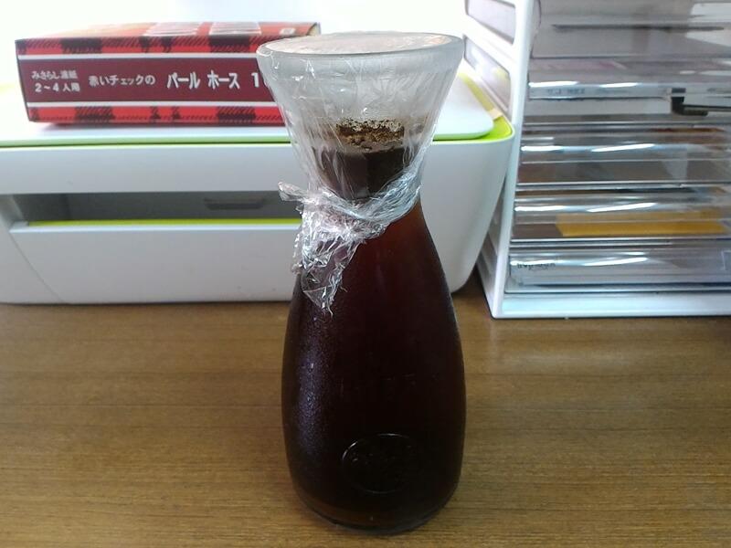 一壺從冰箱拿出來的冷泡咖啡