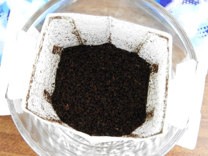 卡薩藍山風味濾掛咖啡粉特寫